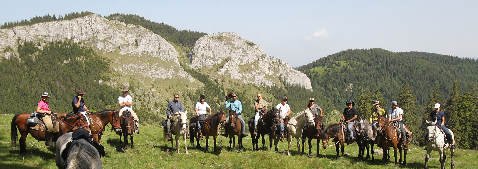 רכיבה על סוסים בחו"ל